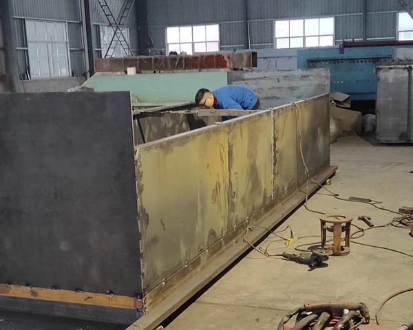 網帶鐵基燒結爐