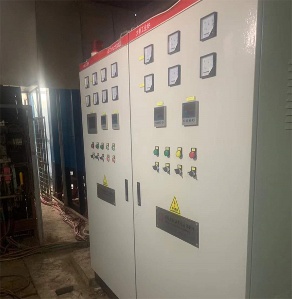 ���մ��¹��I(y��)�t���޹�˾�ڟo�a����{(di��o)ԇ500KW�_܇�t��ɣ�